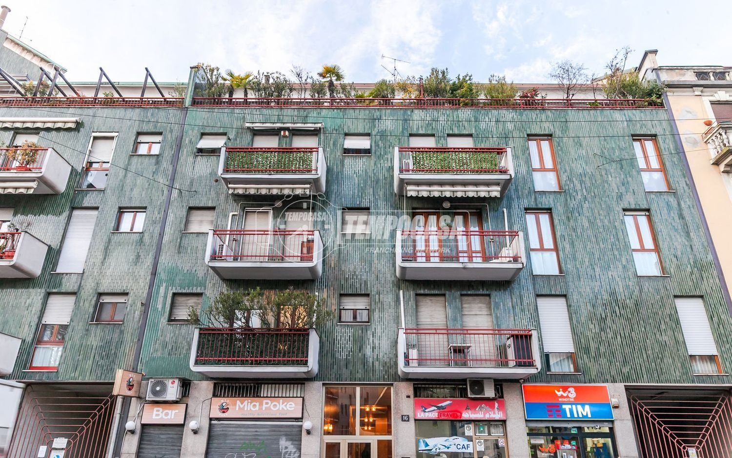 2-salle Appartement à Milan, Italy No. 241713