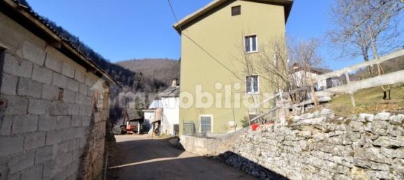 3 bedrooms House in Roveré Veronese, Italy No. 275671 20