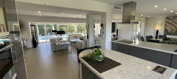 8 bedrooms House in Marbella, Spain No. 117774 42