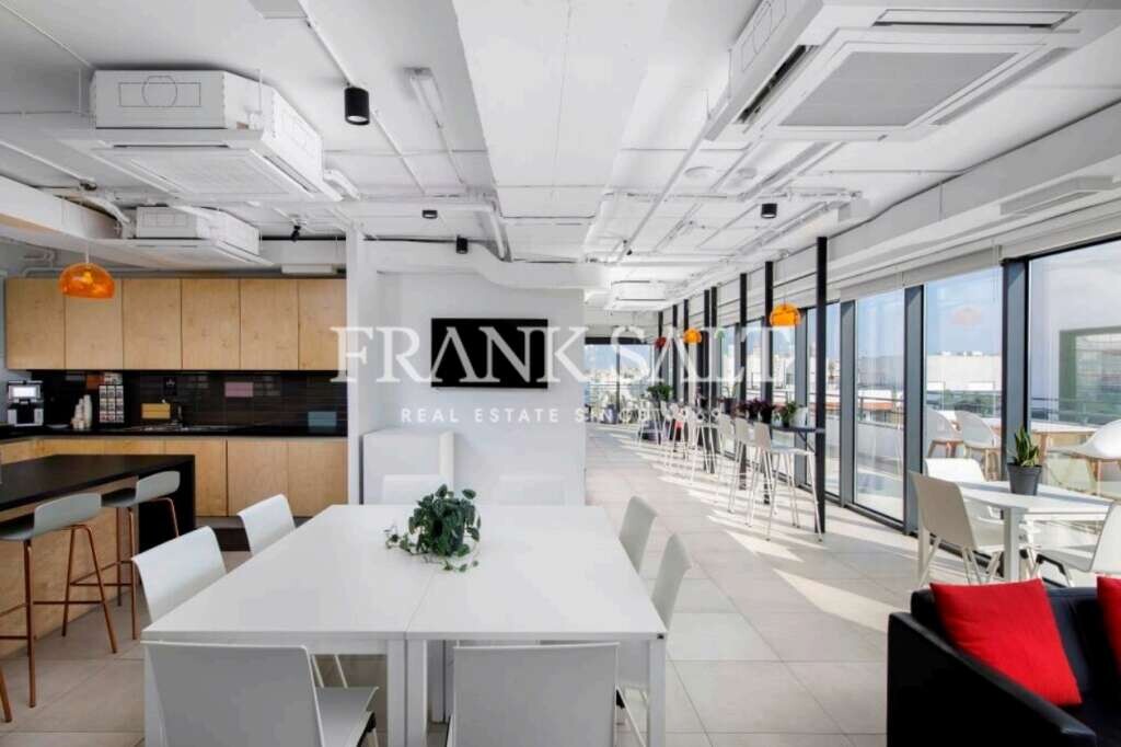 Büro in Sliema, Malta 130m², Nr. 12292
