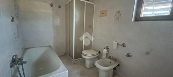 4 Schlafzimmer Wohnung in Verolanuova, Italy, Nr. 381873 13
