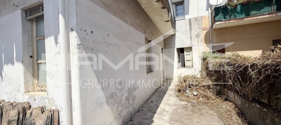 3 Schlafzimmer Haus in San Gregorio di Catania, Italy, Nr. 326918 4
