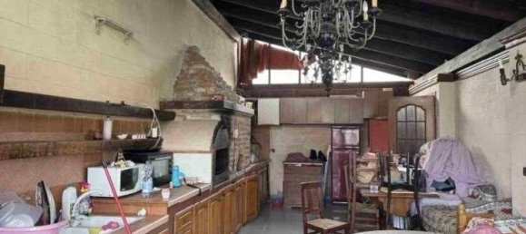 4 Schlafzimmer Wohnung in Alessandria, Italy, Nr. 284505 9