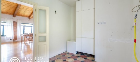 Дом с 13 комнатами в Монкукко Торинезе, Италия № 299709 40