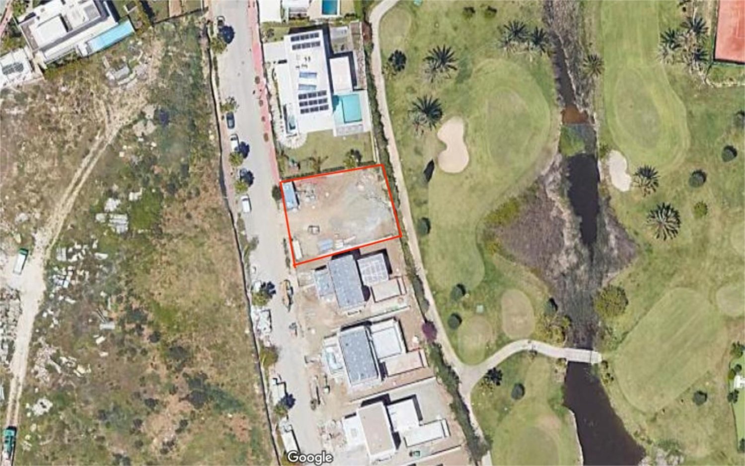  Land in Estepona, Spain No. 140143