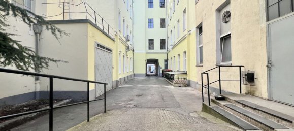 Parking in Neubau, Austria No. 193596 6