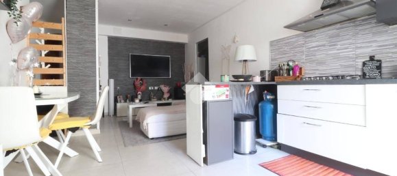 2 chambres Appartement à Trieste, Italy No. 284623 4