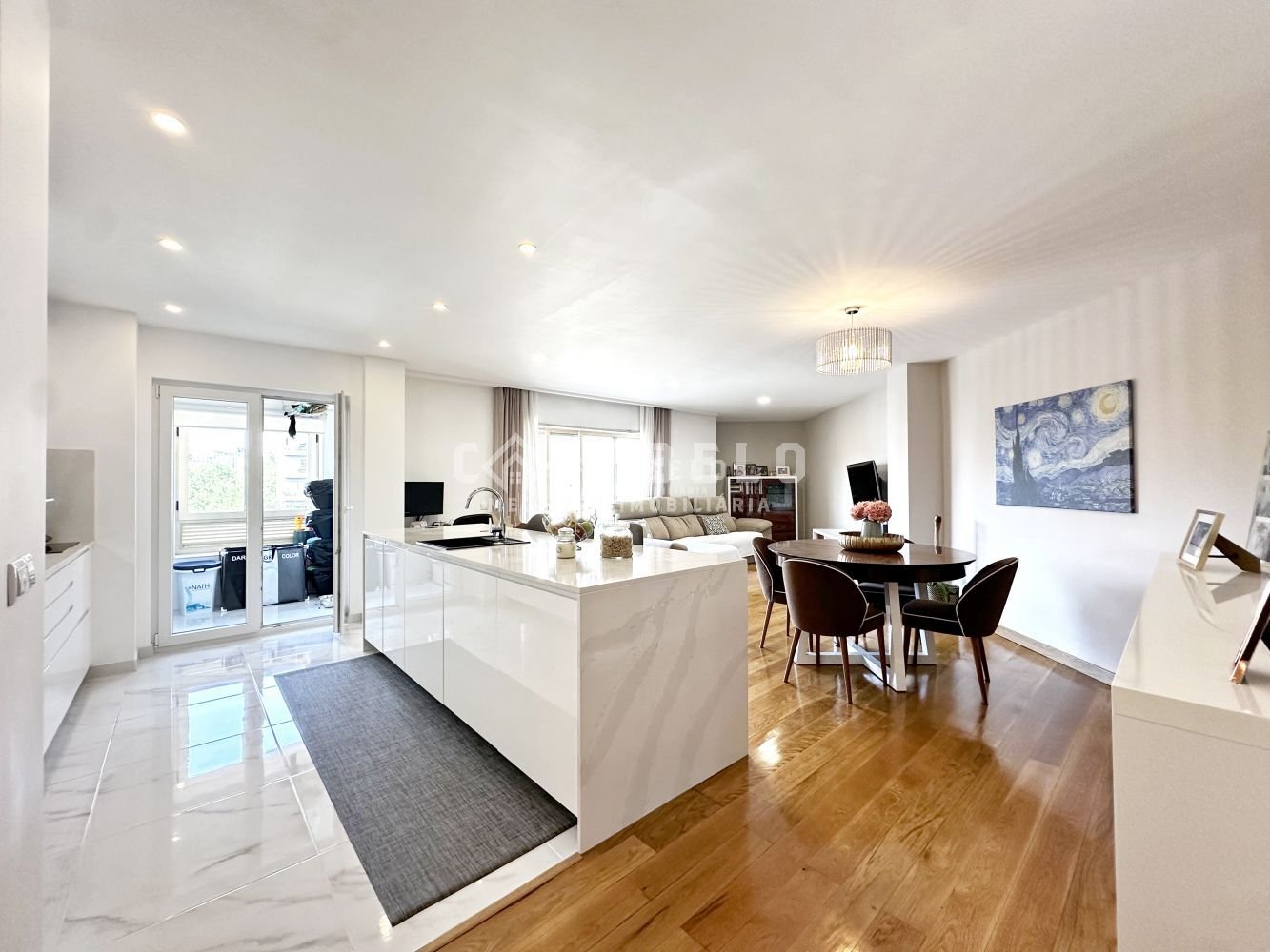 3 bedrooms Apartment in Maia, Portugal No. 217827