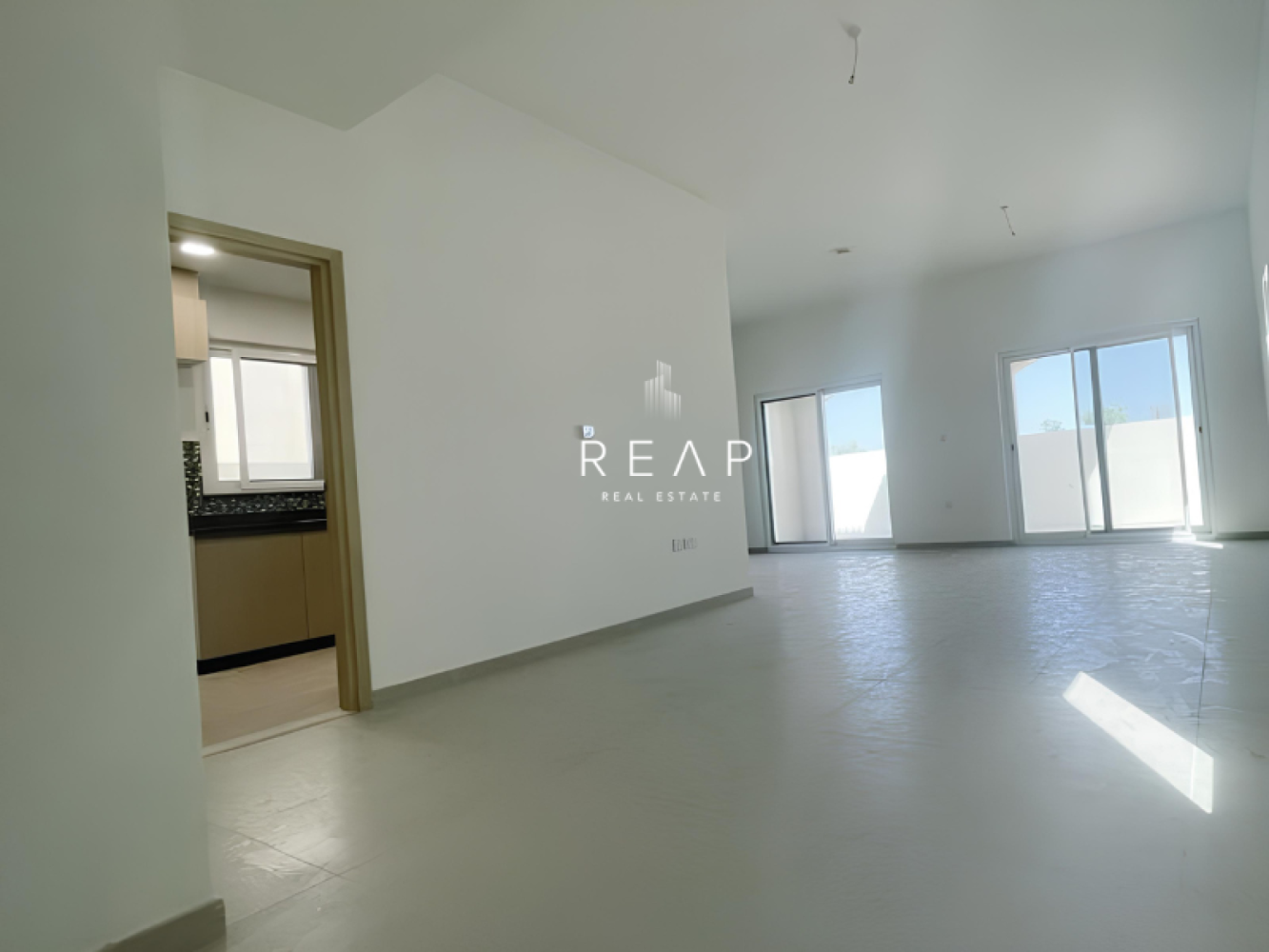 3 bedrooms Villa in Dubai Land, UAE No. 30932