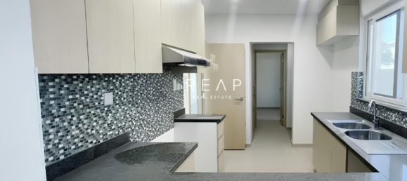 3 bedrooms Villa in Dubai Land, UAE No. 30932 6