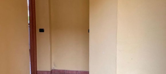 3 rooms Apartment in Vigevano, Italy No. 84509 2