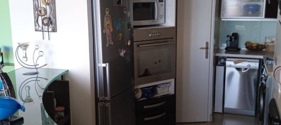 Studio in Noisy-le-Grand, France, Nr. 330579 7