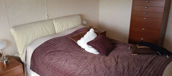 Studio in Noisy-le-Grand, France, Nr. 330579 10