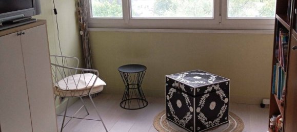 Studio in Noisy-le-Grand, France, Nr. 330579 5