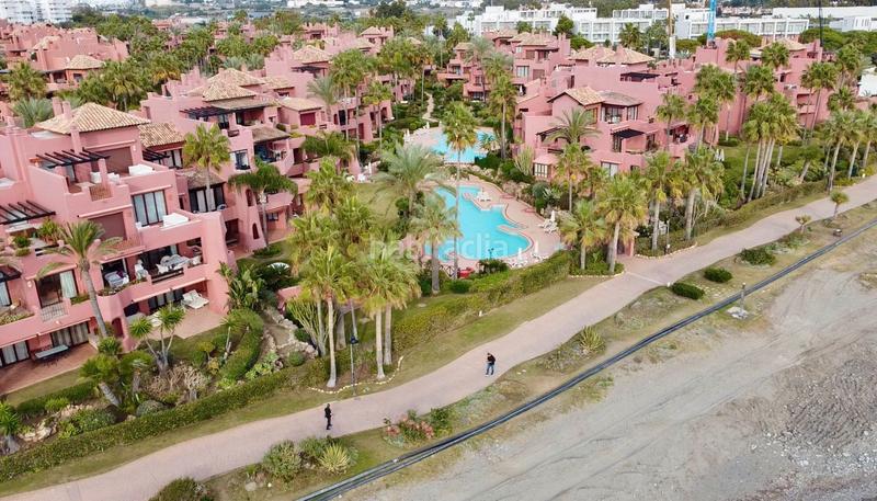 3 bedrooms Penthouse in Estepona, Spain No. 203546