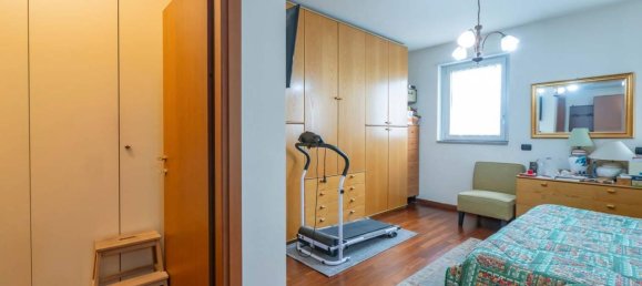 Apartamento de 5 habitaciónes en Legnano, Italy No. 142243 26