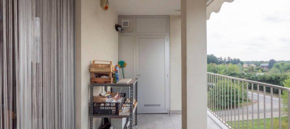 Apartamento de 5 habitaciónes en Legnano, Italy No. 142243 12