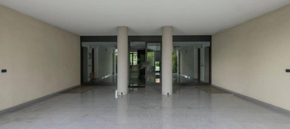 Apartamento de 5 habitaciónes en Legnano, Italy No. 142243 40