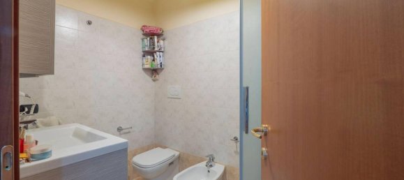 Apartamento de 5 habitaciónes en Legnano, Italy No. 142243 34