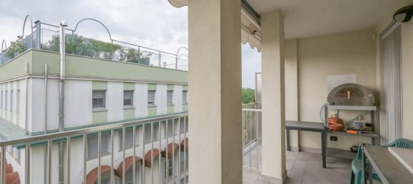 Apartamento de 5 habitaciónes en Legnano, Italy No. 142243 11