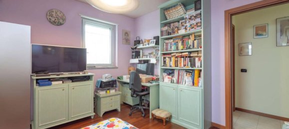 Apartamento de 5 habitaciónes en Legnano, Italy No. 142243 31