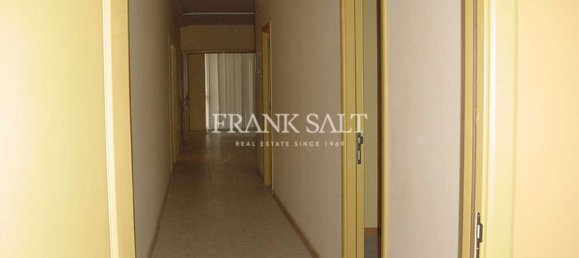 Escritório em Mosta, Malta 138 m² N.º 12865 4