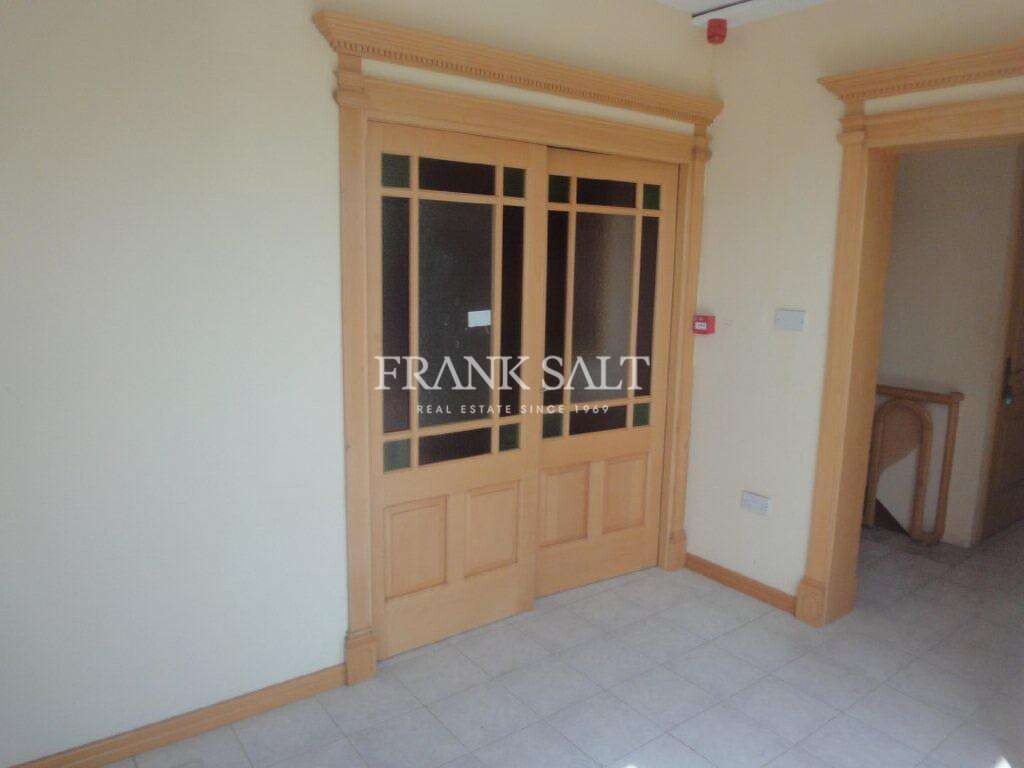 Escritório em Mosta, Malta 138 m² N.º 12865
