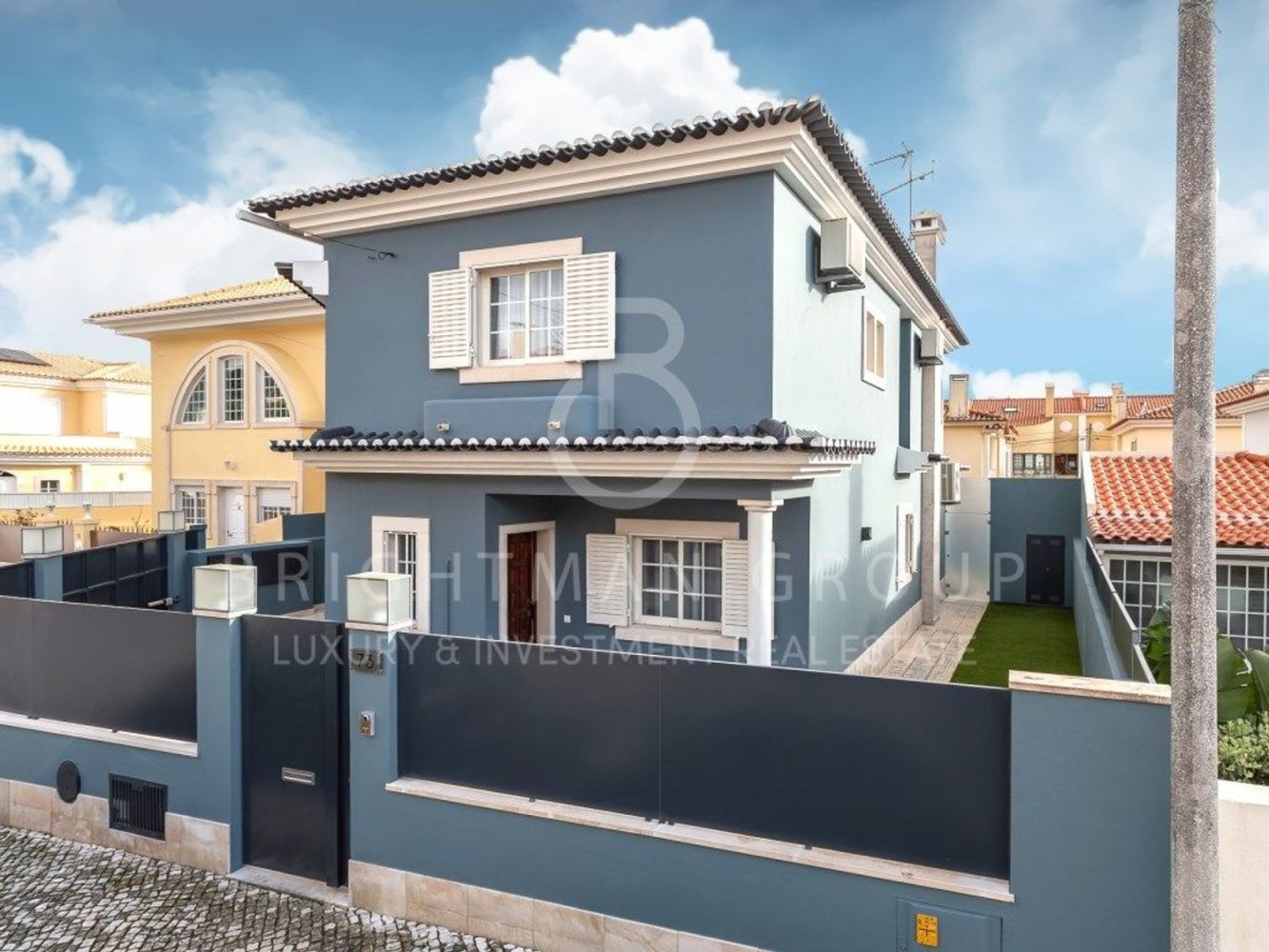 3 bedrooms House in Cascais, Portugal No. 98251