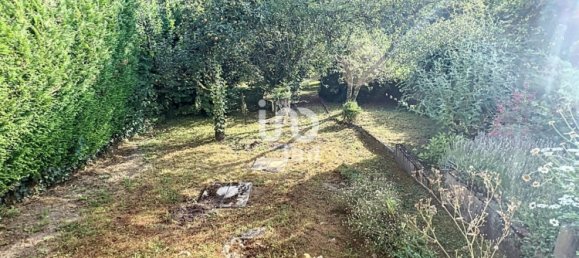 4 bedrooms House in Bourges, France No. 246002 3