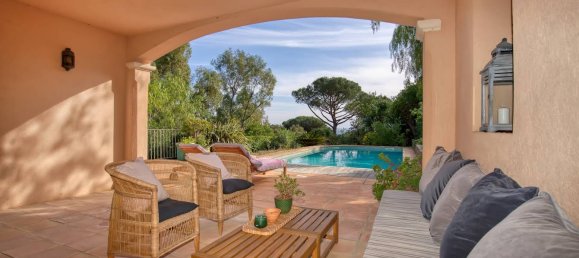 4 bedrooms Villa in Rayol-Canadel-sur-Mer, France No. 99979 5