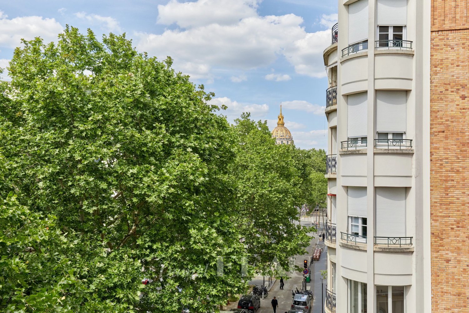 2 bedrooms Apartment in Paris, France No. 146172