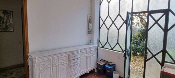 3 Schlafzimmer Haus in Varese, Italy, Nr. 166232 8