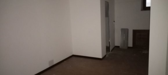Propiedad comercial de 4 habitaciónes en Rignano Flaminio, Italy No. 142979 16