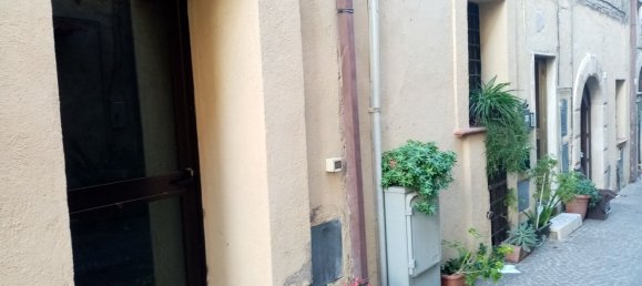 Propiedad comercial de 4 habitaciónes en Rignano Flaminio, Italy No. 142979 3