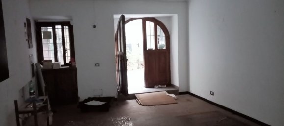Propiedad comercial de 4 habitaciónes en Rignano Flaminio, Italy No. 142979 19