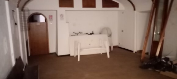 Propiedad comercial de 4 habitaciónes en Rignano Flaminio, Italy No. 142979 9