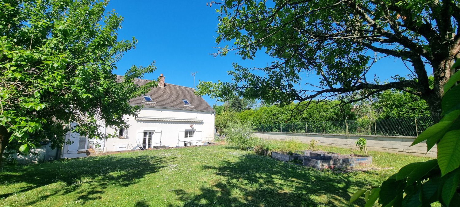 7 bedrooms House in Seine-et-Marne, France No. 283063