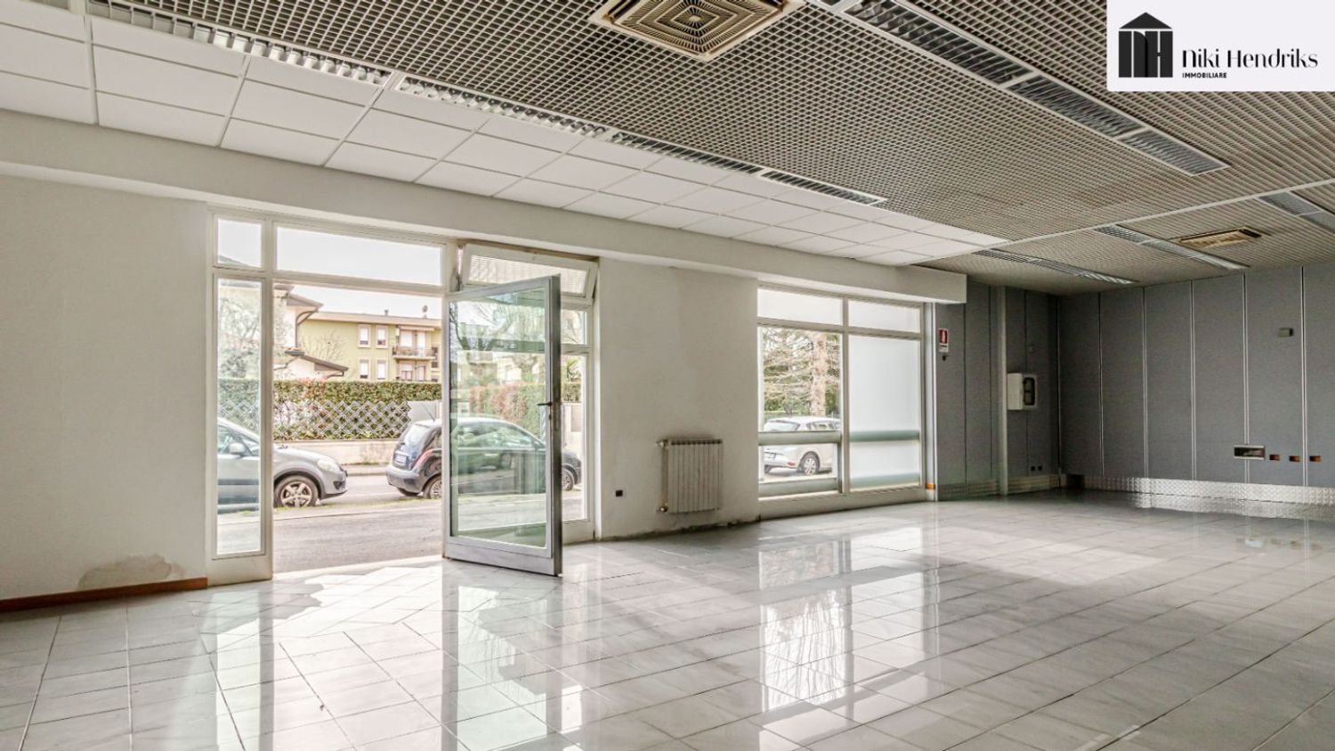 Коммерческая недвижимость 400м² в Санта Кроче суль Арно, Италия № 114037