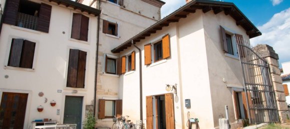 3 bedrooms House in Verona, Italy No. 340928 25