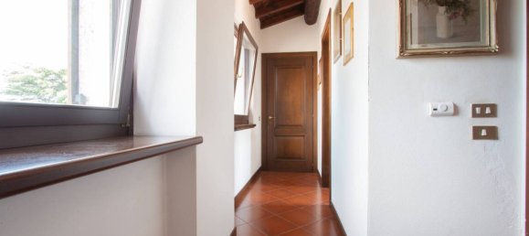 3 bedrooms House in Verona, Italy No. 340928 11