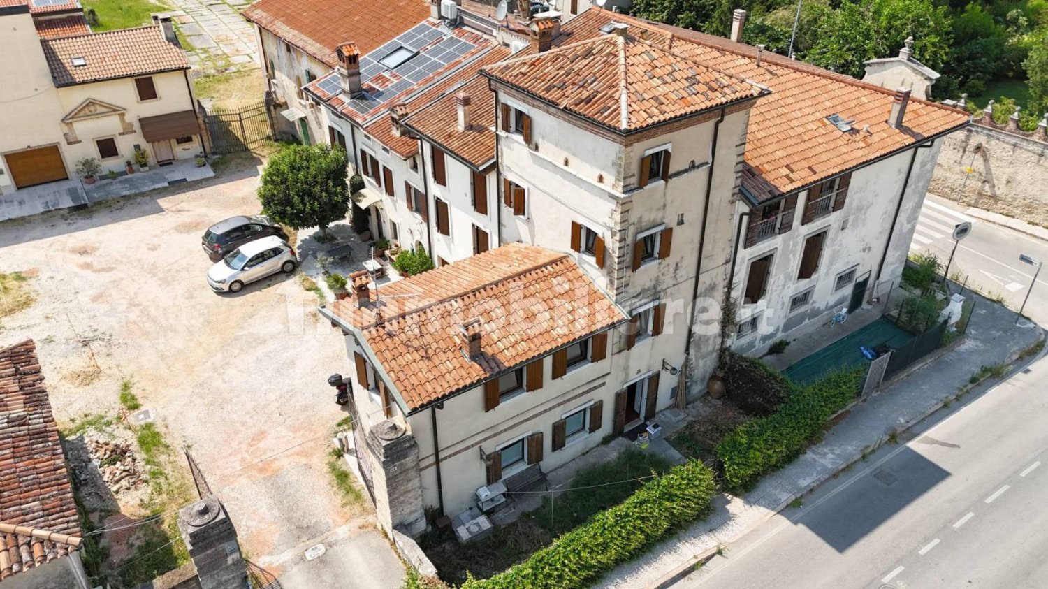 3 bedrooms House in Verona, Italy No. 340928