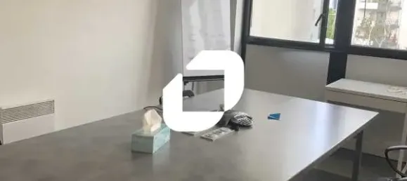 223m² Office in Boulogne-Billancourt, France No. 302357 19