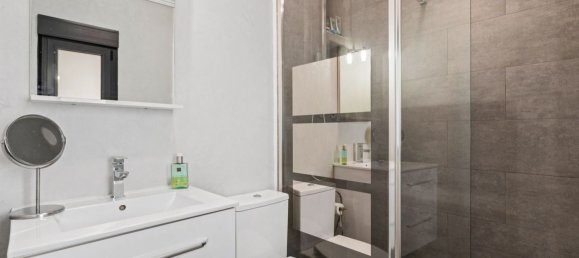 3 bedrooms House in Alicante, Spain No. 151962 13