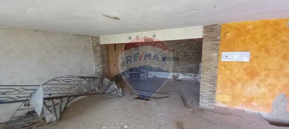 Вилла с 3 спальнями в Кальтаджироне, Италия № 330042 11