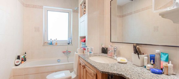 Квартира с 2 спальнями в Шёнеберг, Германия № 326060 3