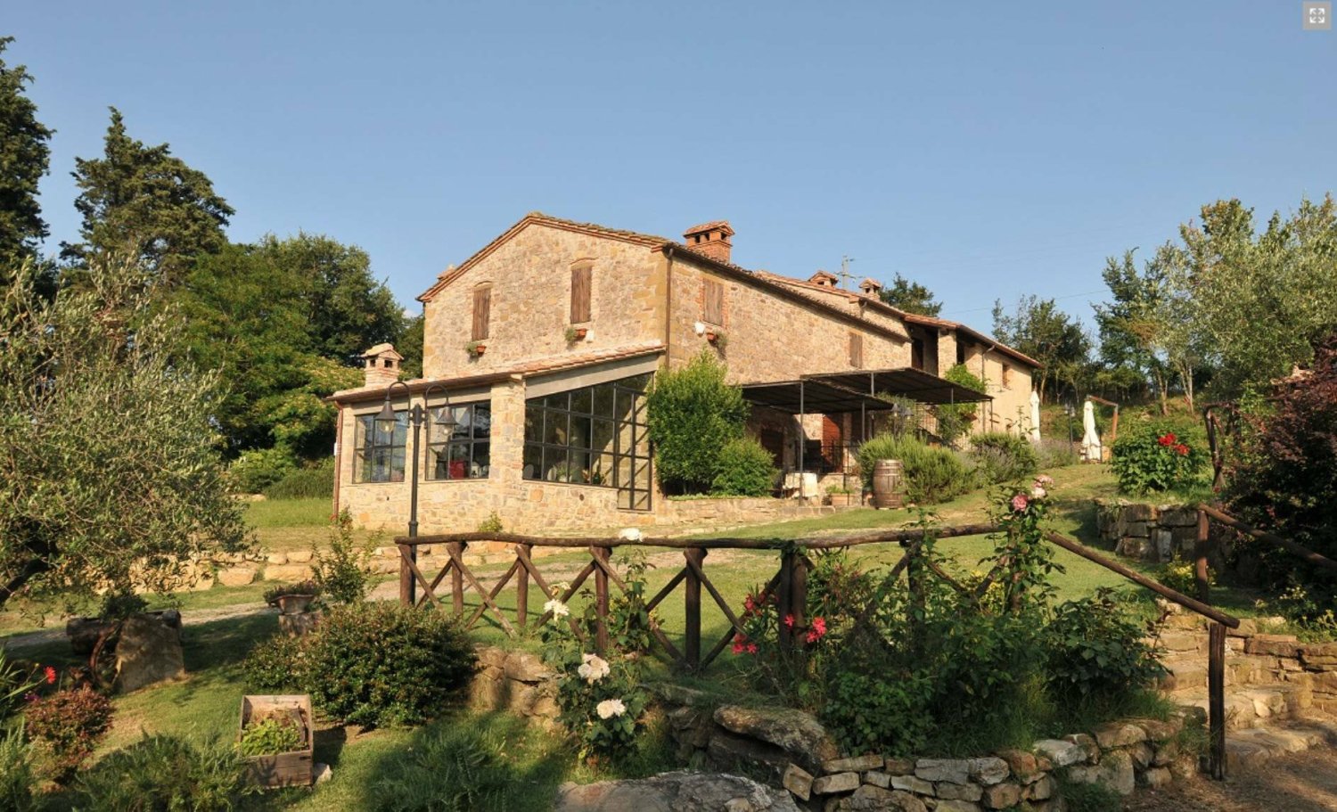 6 chambres Maison à Passignano sul Trasimeno, Italy No. 53687