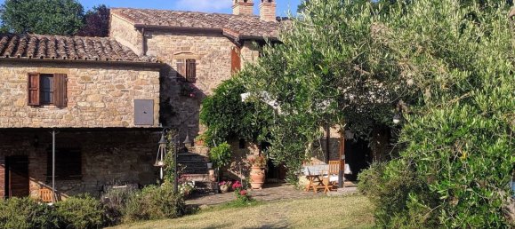 6 chambres Maison à Passignano sul Trasimeno, Italy No. 53687 26