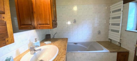 9 bedrooms House in Montargis, France No. 270178 9