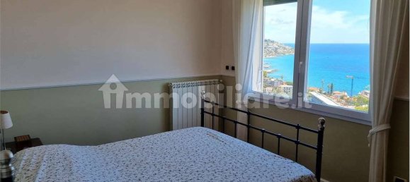 Villa de 2 dormitorios en Sanremo, Italy No. 217185 9