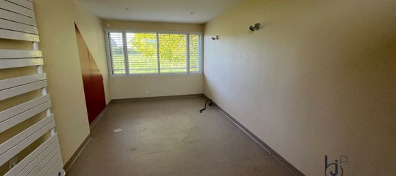 4 chambres Maison à Changé, France No. 357849 5